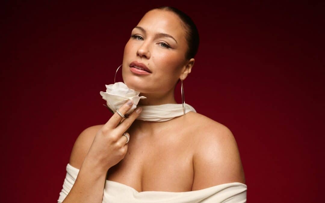 Nöjet Konsert presenterar Molly Hammar till fem städer på stora turnén “Livsvittne”